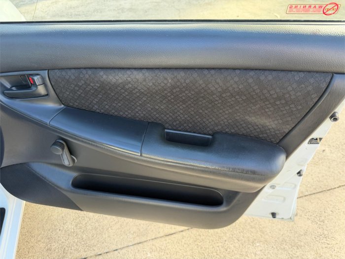 2005 TOYOTA COROLLA CONQUEST SECA ZZE122R White