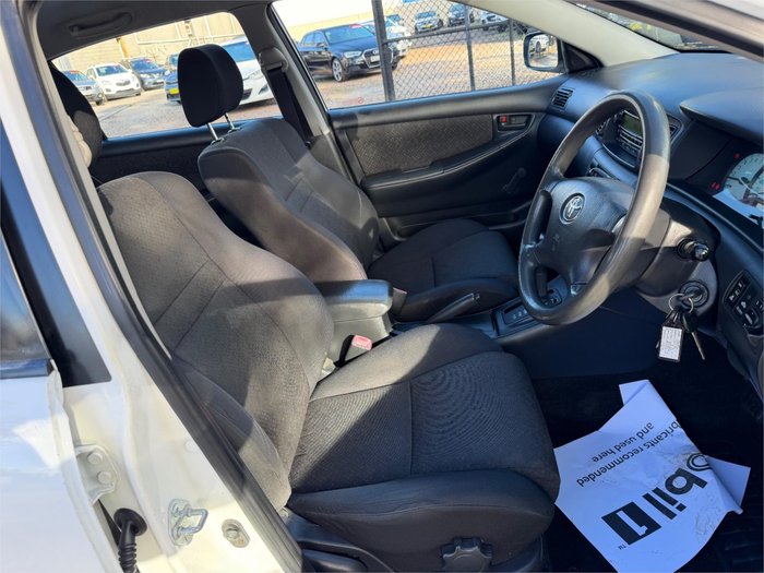 2005 TOYOTA COROLLA CONQUEST SECA ZZE122R White