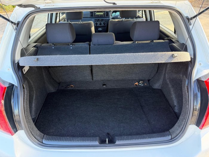 2005 TOYOTA COROLLA CONQUEST SECA ZZE122R White