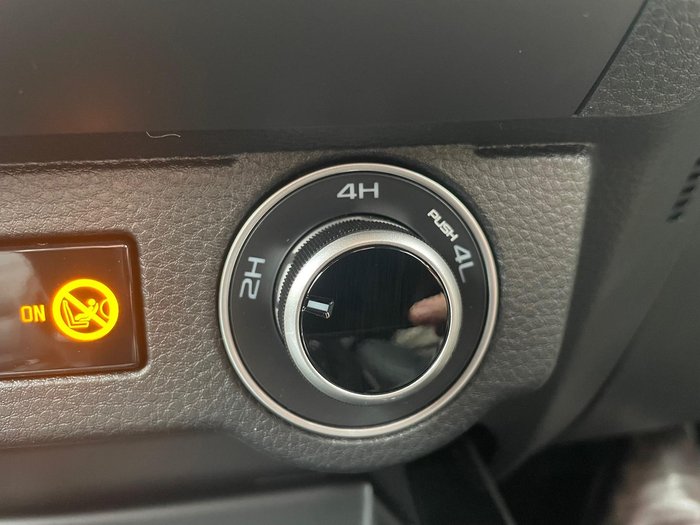 2025 Isuzu D-MAX LS-U+