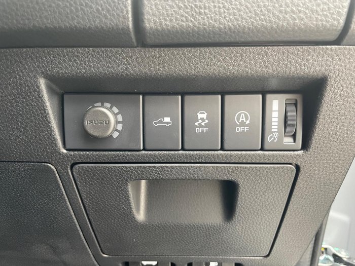 2025 Isuzu D-MAX LS-U+