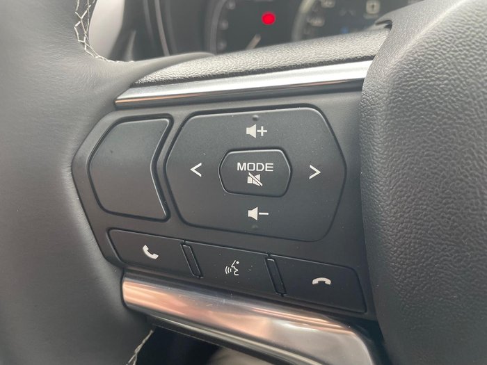 2025 Isuzu D-MAX LS-U+