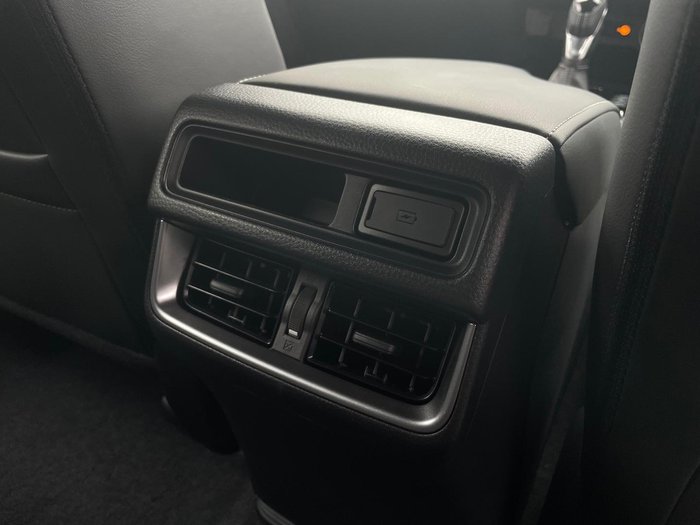 2025 Isuzu D-MAX LS-U+