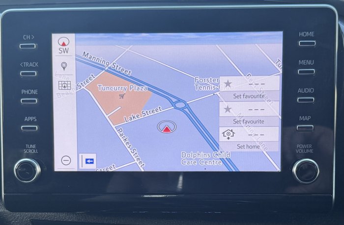 2022 Toyota Hilux SR5