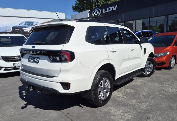 2024 Ford Everest Ambiente