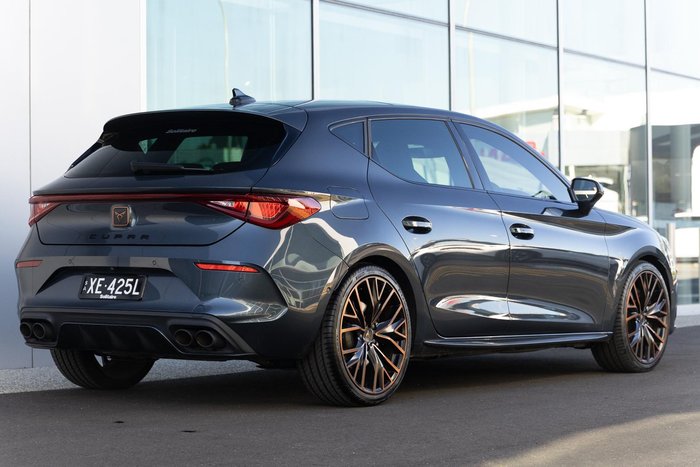 2024 CUPRA Leon VZx
