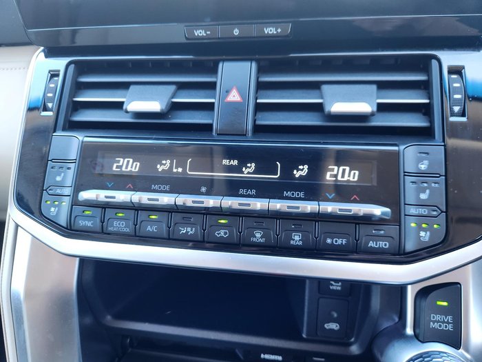 2025 Toyota Landcruiser Sahara