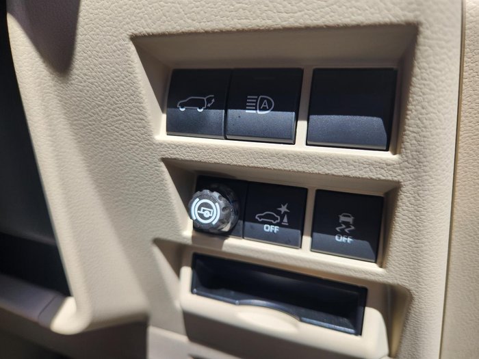 2025 Toyota Landcruiser Sahara