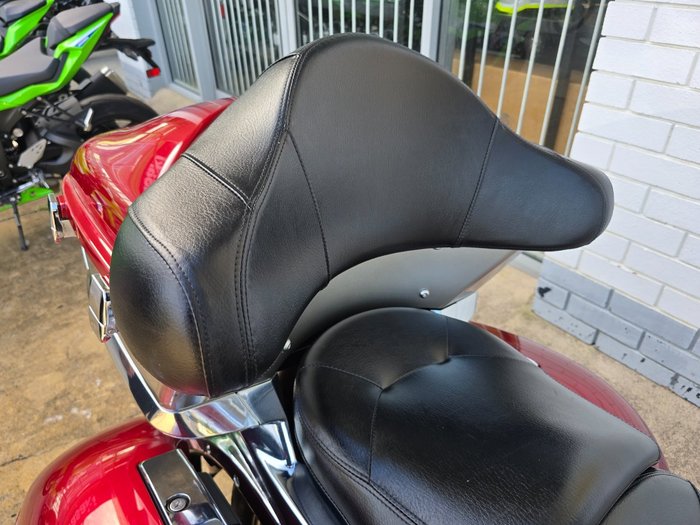 Kawasaki 2009 KAWASAKI 1700CC VN1700 NOMAD Red