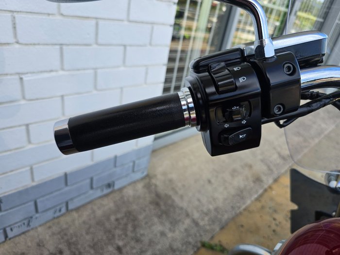 Kawasaki 2009 KAWASAKI 1700CC VN1700 NOMAD Red