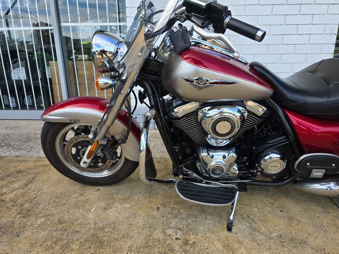 Kawasaki 2009 KAWASAKI 1700CC VN1700 NOMAD Red