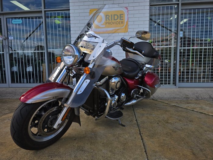 Kawasaki 2009 KAWASAKI 1700CC VN1700 NOMAD Red