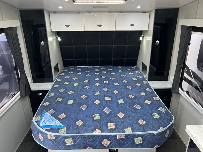 2021 Olympic Javelin X8 20'6''