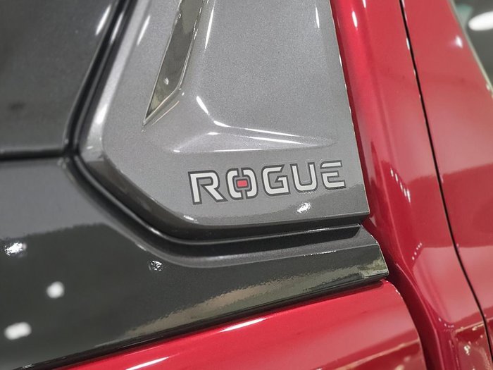 2023 Toyota Hilux Rogue