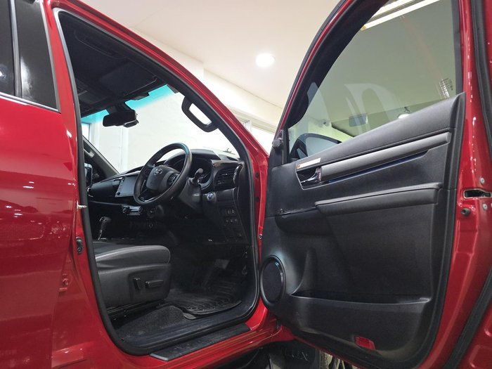 2023 Toyota Hilux Rogue