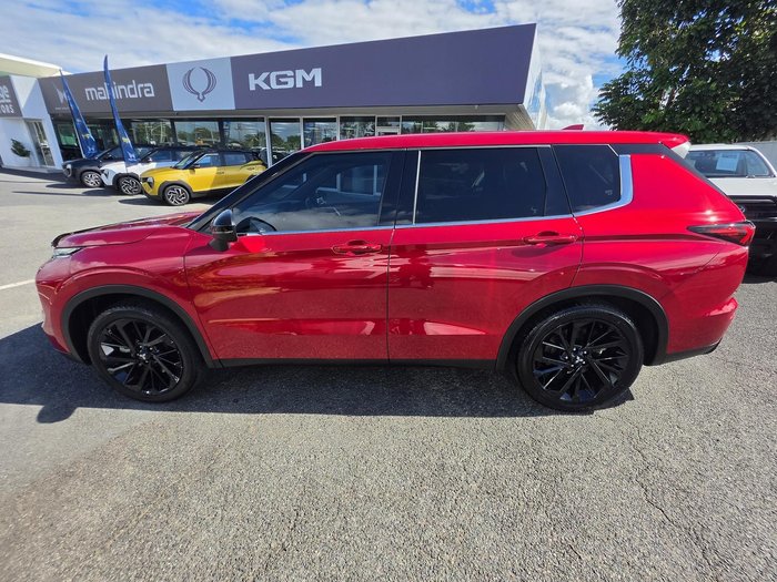 2024 Mitsubishi Outlander Black Edition