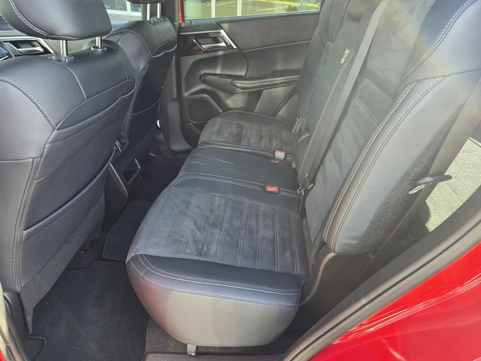 2024 Mitsubishi Outlander Black Edition