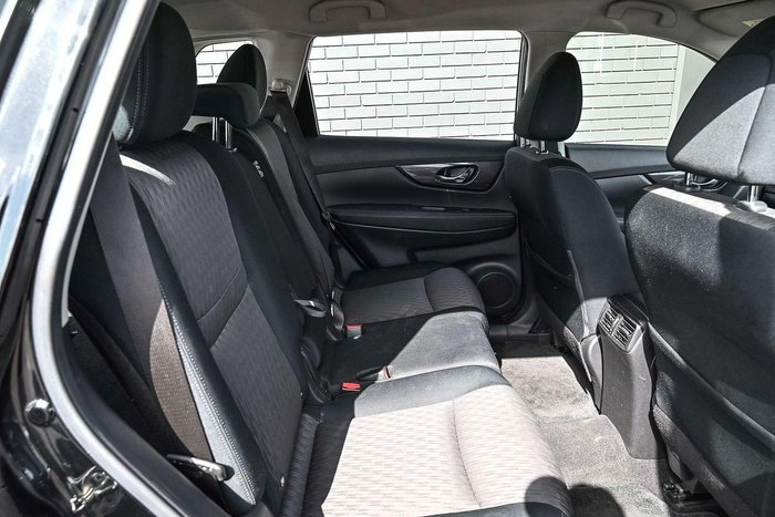 2021 Nissan X-TRAIL ST