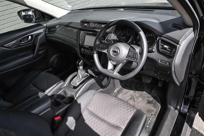 2021 Nissan X-TRAIL ST