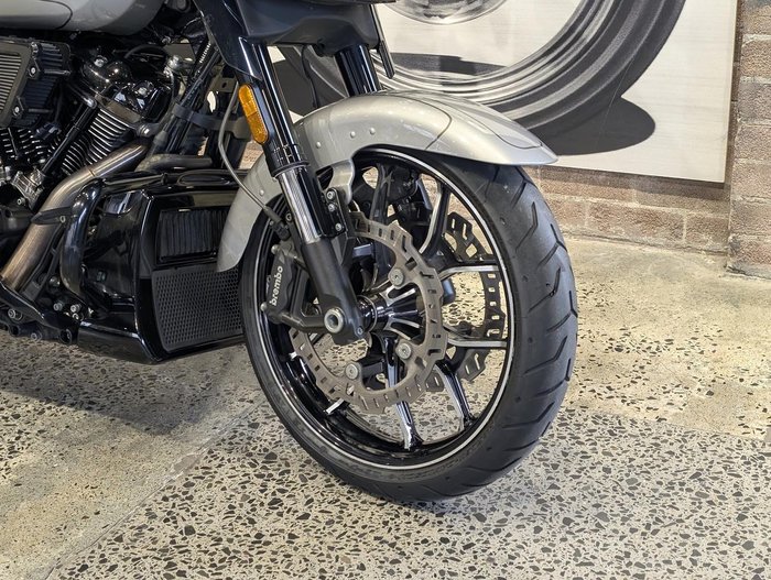 2023 Harley-Davidson CVO Street Glide 121 (FLHXSE) Touring