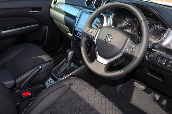 2026 Suzuki Vitara Turbo Hybrid