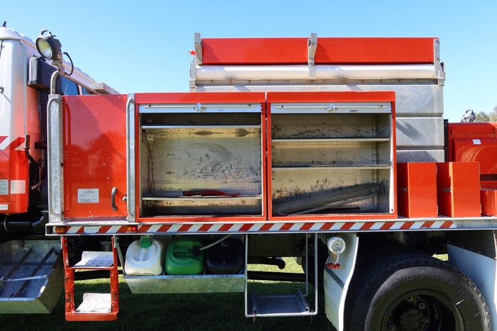 1999 Isuzu F Series FTS 750