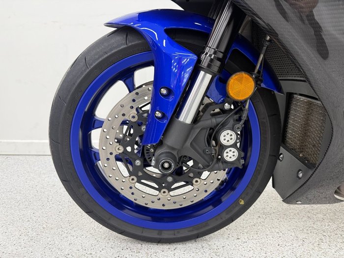 2024 YAMAHA YZF-R1 Blue