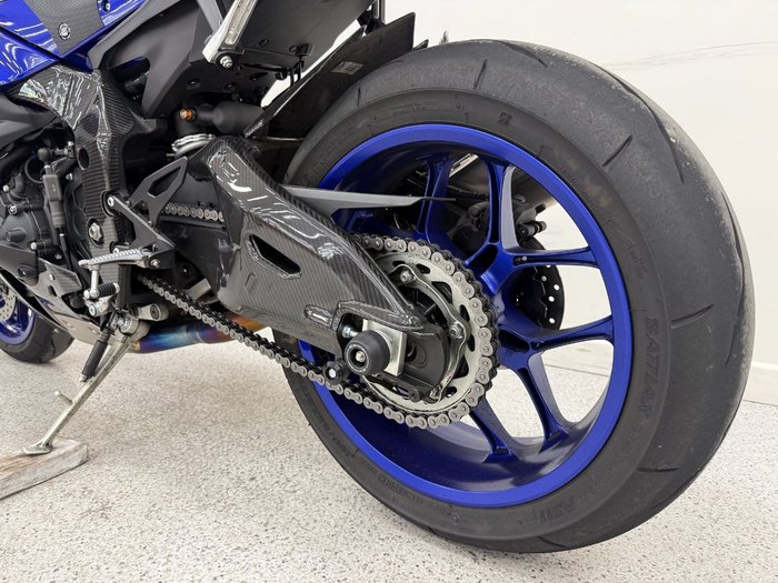 2024 YAMAHA YZF-R1 Blue