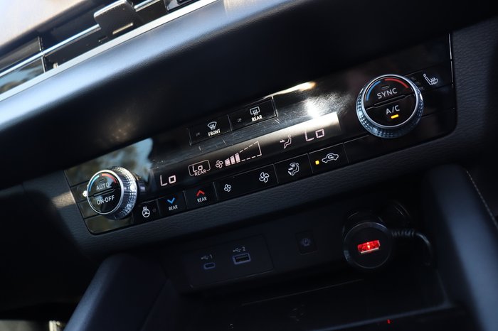 2023 Mitsubishi Outlander Exceed