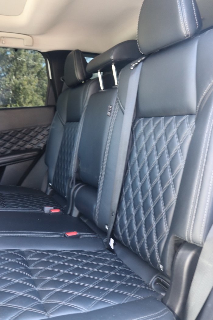 2023 Mitsubishi Outlander Exceed