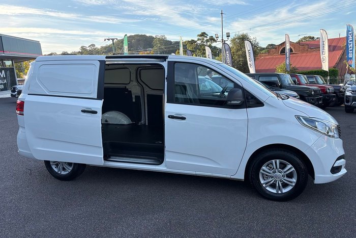 2026 LDV G10