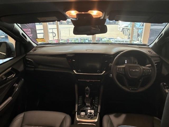 2025 Isuzu MU-X LS-T