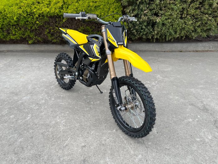 2025 Sur-ron 2025 SUR-RON ELECTRIC HYPER BEE Yellow