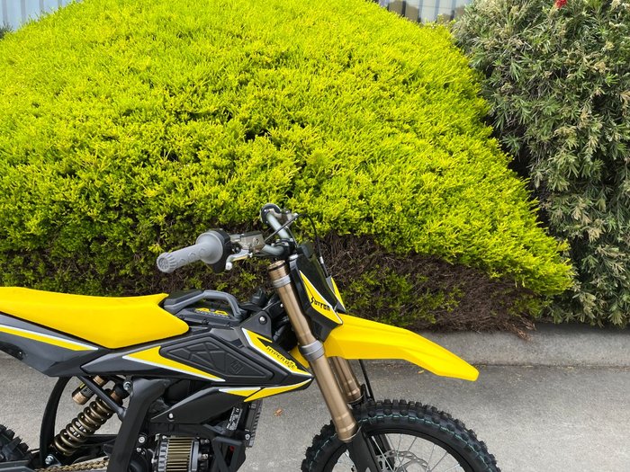 2025 Sur-ron 2025 SUR-RON ELECTRIC HYPER BEE Yellow