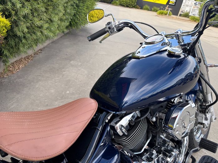 2018 Yamaha XVS650 V-STAR CUSTOM Blue