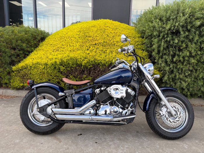 2018 Yamaha XVS650 V-STAR CUSTOM Blue