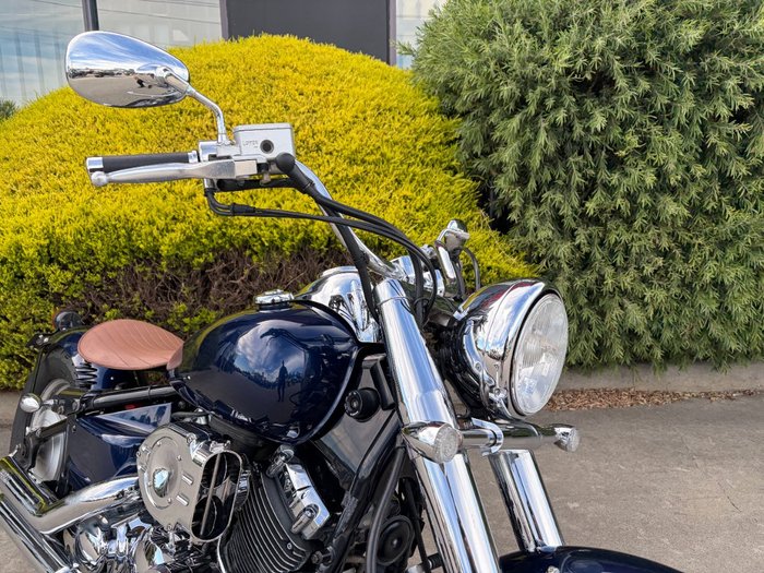 2018 Yamaha XVS650 V-STAR CUSTOM Blue