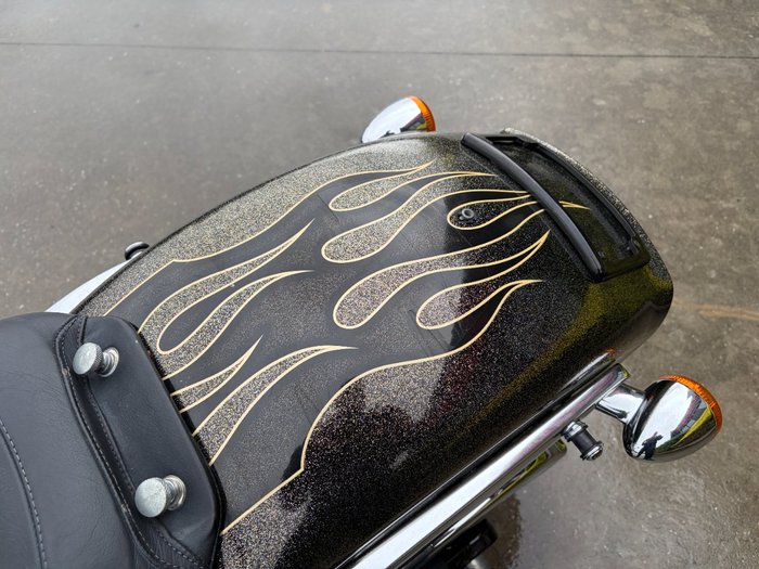 2016 HARLEY-DAVIDSON FXSB SOFTAIL BREAKOUT Gold