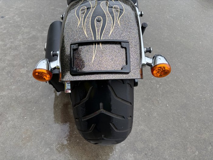 2016 HARLEY-DAVIDSON FXSB SOFTAIL BREAKOUT Gold