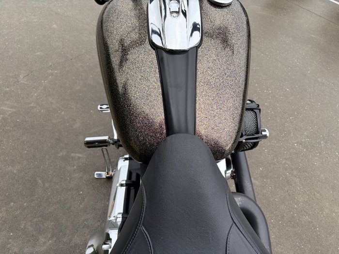 2016 HARLEY-DAVIDSON FXSB SOFTAIL BREAKOUT Gold