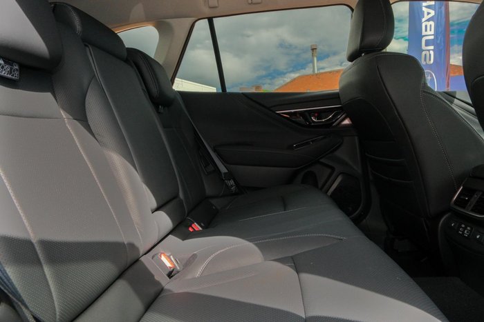 2025 Subaru Outback AWD Touring XT