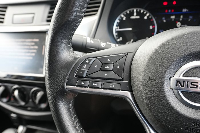 2021 Nissan Navara ST 4x2