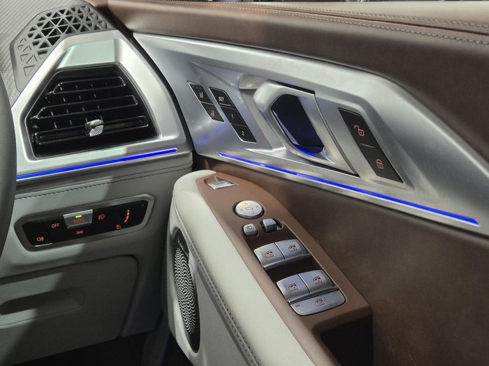 2023 BMW XM G09 4X4 On Demand M Carbon Black