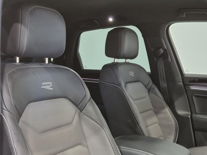 2022 Volkswagen Touareg 210TDI R-Line