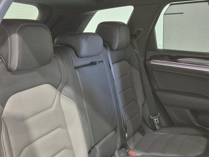 2022 Volkswagen Touareg 210TDI R-Line