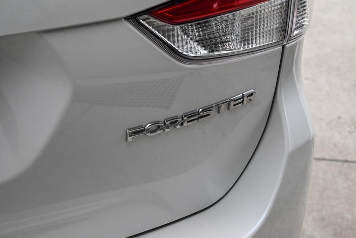 2025 Subaru Forester 2.5i