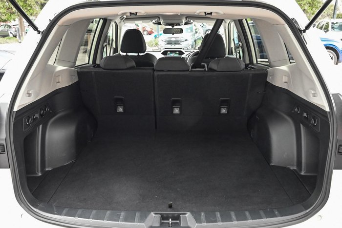 2025 Subaru Forester 2.5i