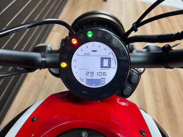 2020 Yamaha XSR700 Red