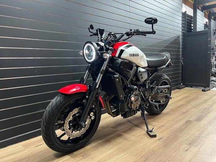 2020 Yamaha XSR700 Red