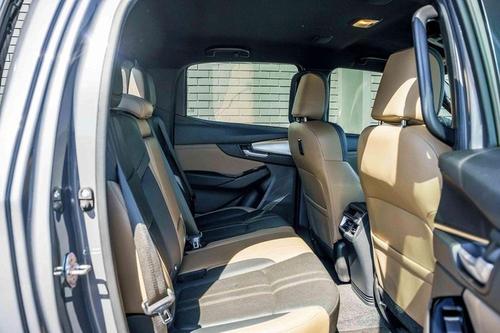 2023 Mazda BT-50 SP